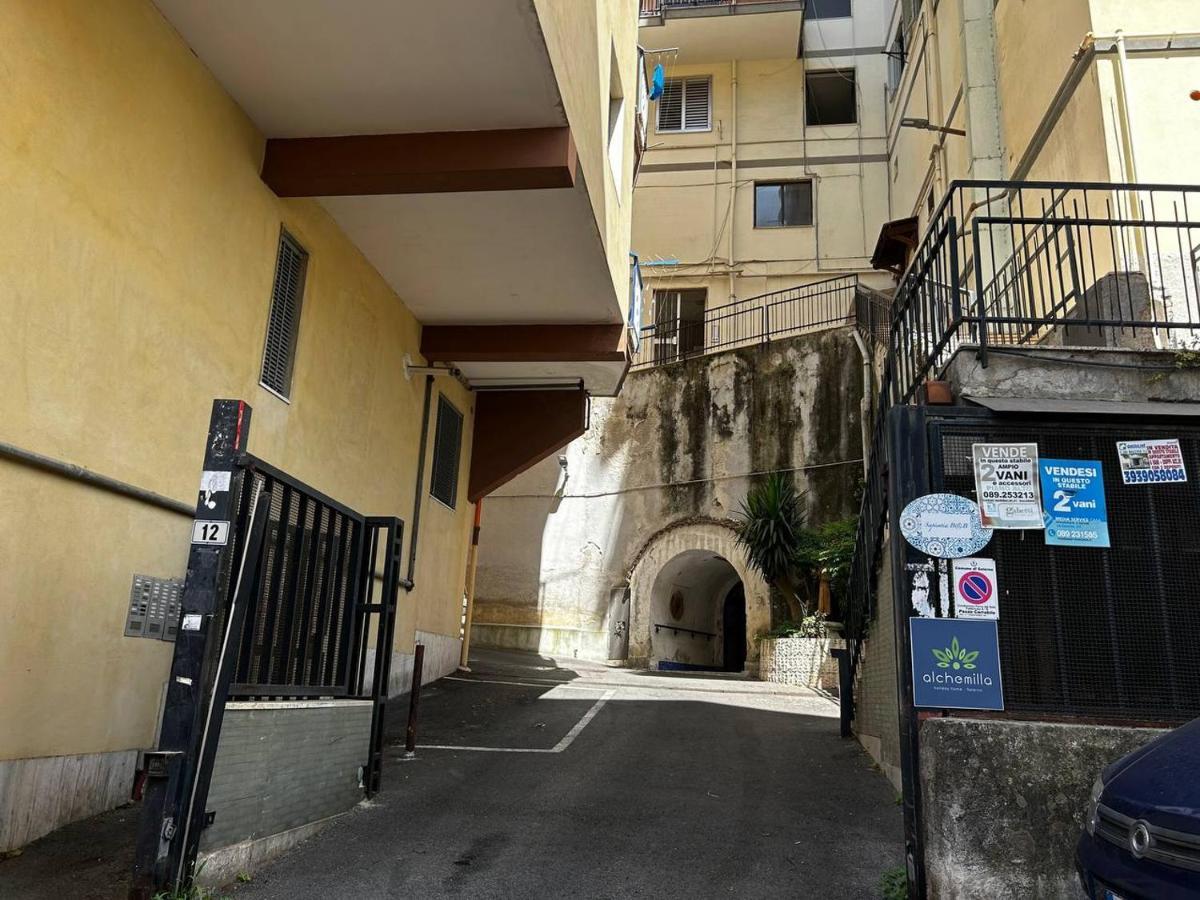 萨莱诺A Casa Di Roberta公寓 外观 照片