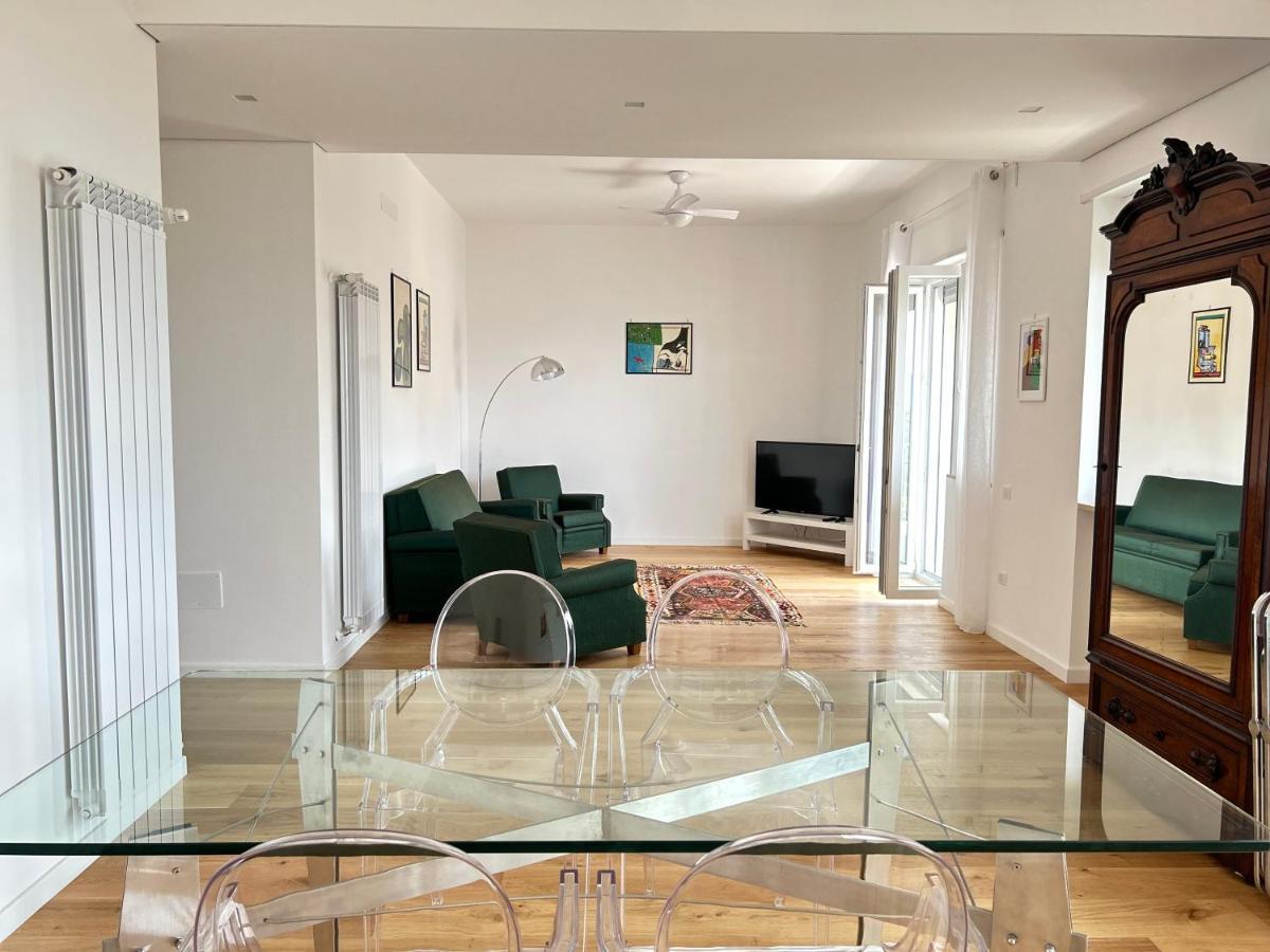 萨莱诺A Casa Di Roberta公寓 外观 照片