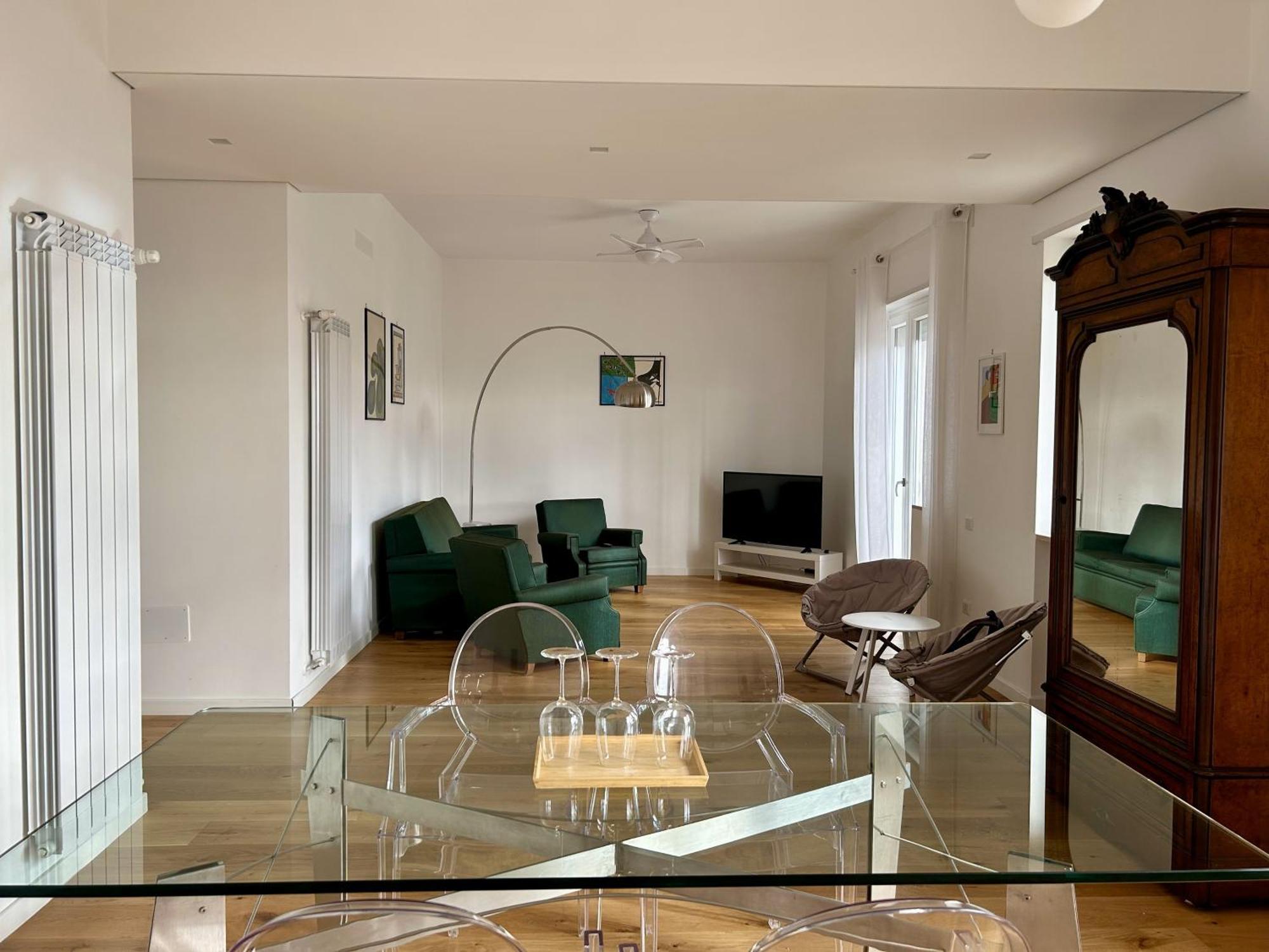 萨莱诺A Casa Di Roberta公寓 外观 照片